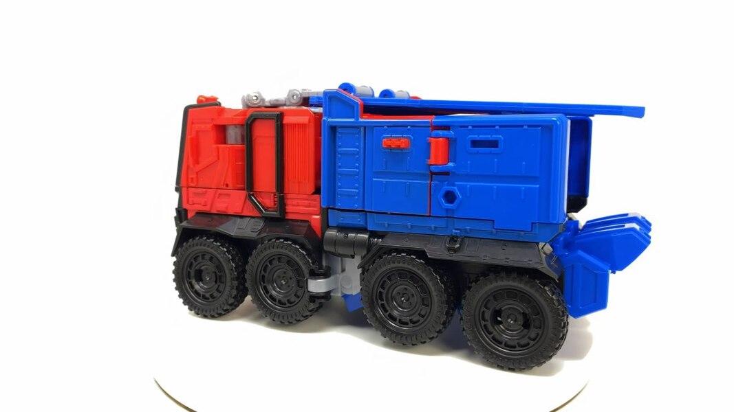 Image Of Beast Mode Optimus Prime From Transformers Rise Of The Beasts  (37 of 37)